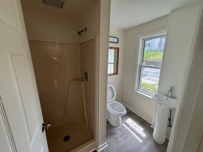 Building Photo - Use Your Tax Return For This Sweetheart of a Deal! Spacious rooms, updated mechanicals, and conve...