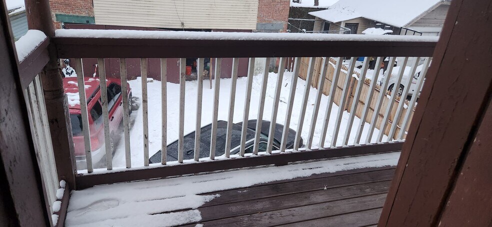 Building Photo - 203 Cooke St