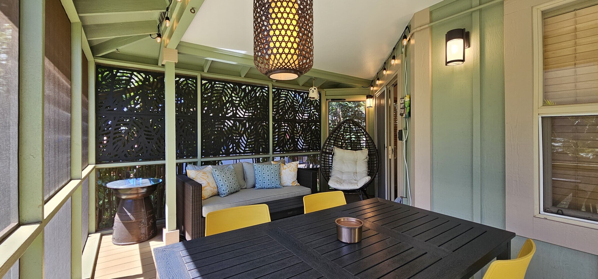 Back Screened Lanai - 14 Hoku Pl