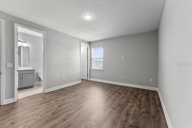 Building Photo - 19105 Planetree St