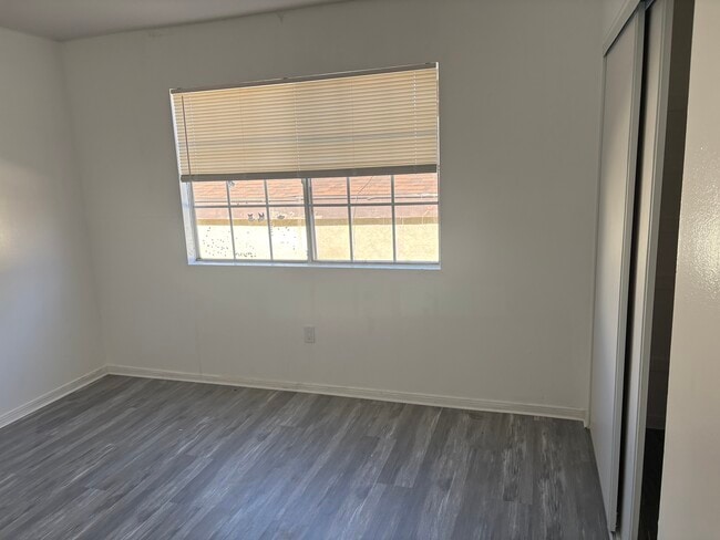 Building Photo - 7308 Canby Ave