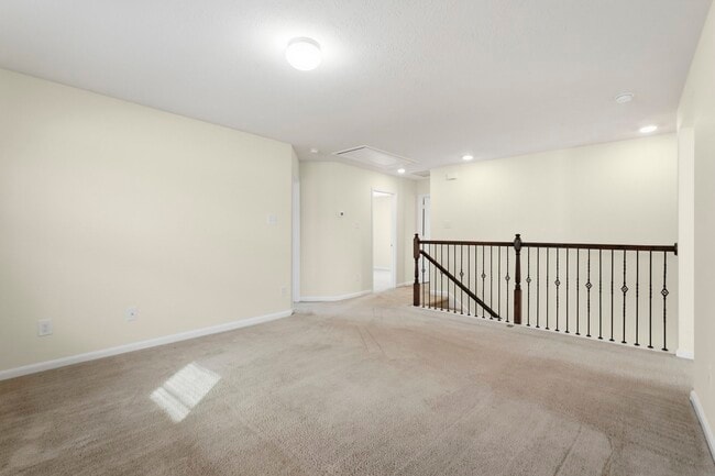 Building Photo - 13111 Mills Grove Dr