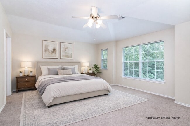 Building Photo - 207 N Burberry Park Cir