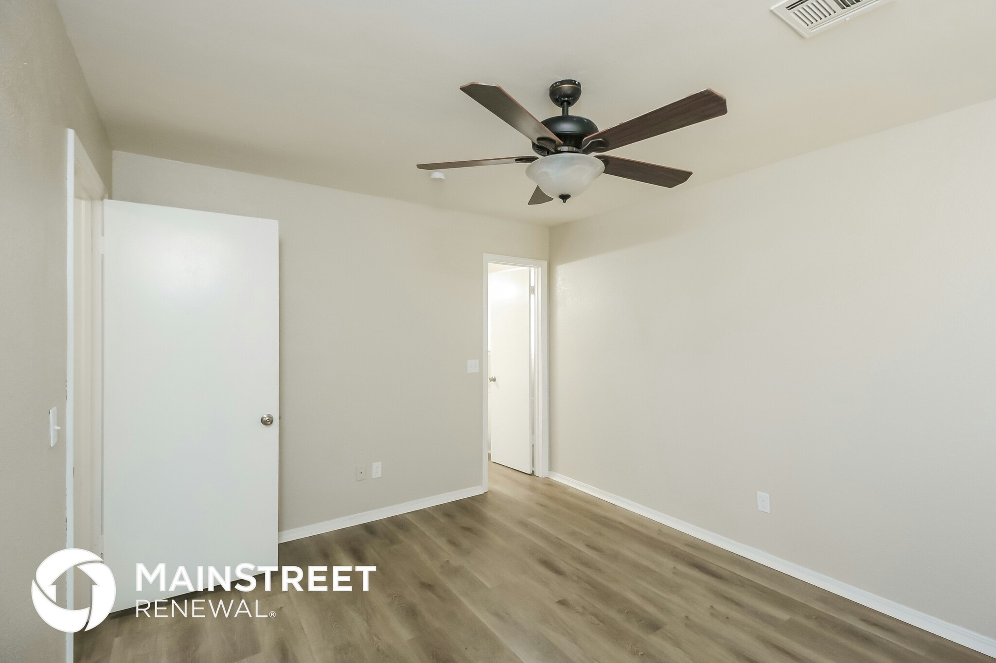 Building Photo - 207 Cherokee Dr