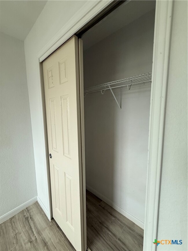 Building Photo - 426 Wind Gust