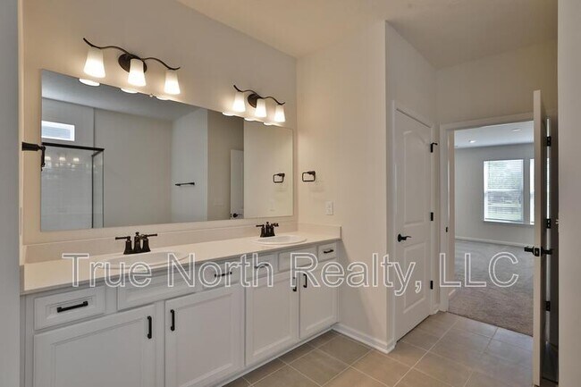 Building Photo - 1693 Zucchina Dr