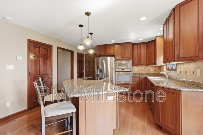 Building Photo - 233 Carmack Dr