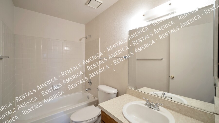 Building Photo - 8764 E Almond St