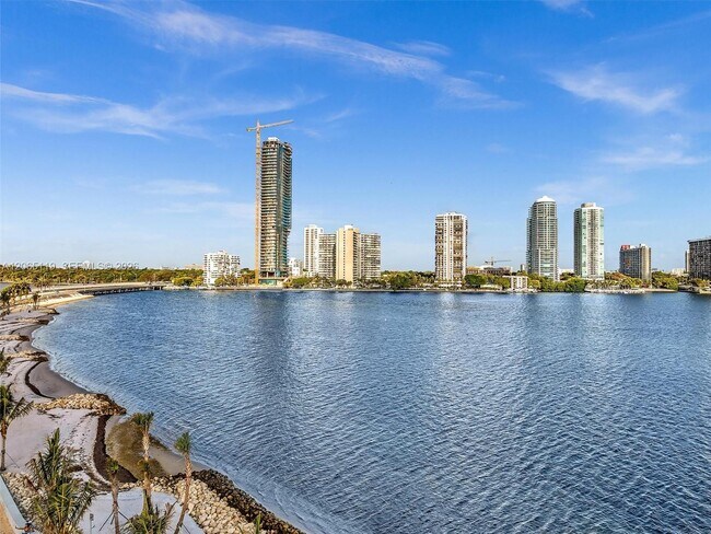 Building Photo - 2451 Brickell Ave