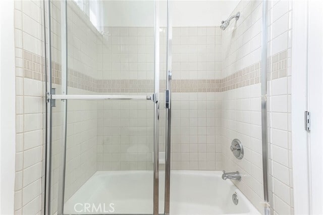 Building Photo - 562 Ravensbury St