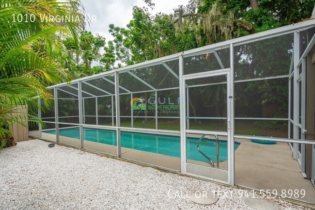 Building Photo - 1010 Virginia Dr