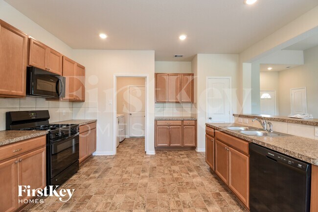 Building Photo - 6459 Blimp Base Blvd