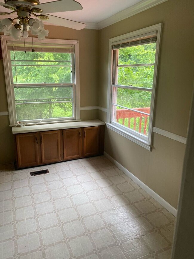 Building Photo - 102 Wheeler Dr