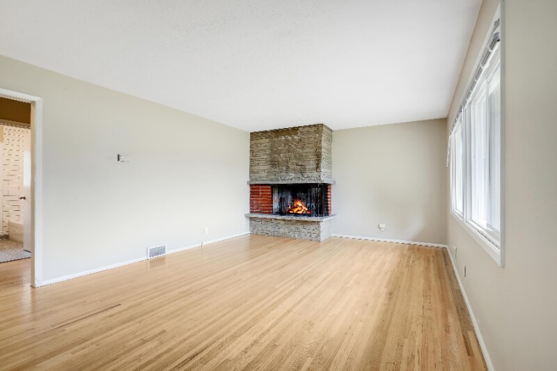 Building Photo - 6332 Xerxes Ave S