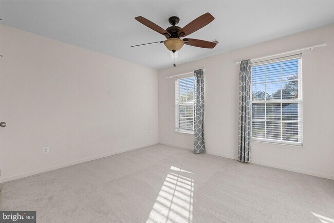 Building Photo - 38 Houser Dr