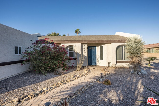 Building Photo - 3293 N Mica Dr