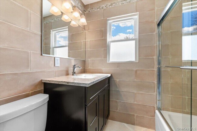 Building Photo - 1461 10th St