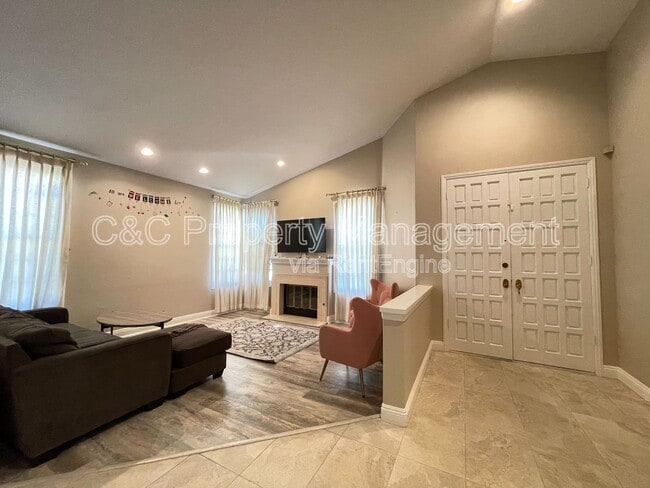 Building Photo - 17562 Bocage Point