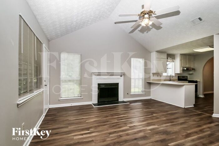 Building Photo - 6787 Silver Maple Dr