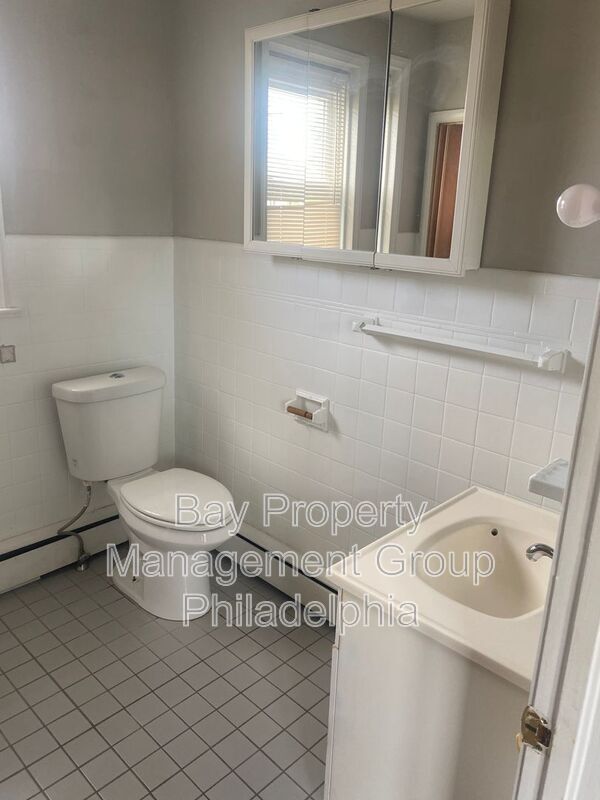 Building Photo - 5817 Keystone St