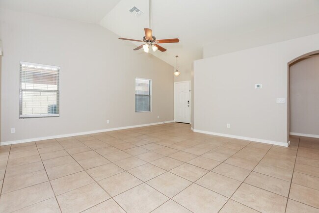 Building Photo - 1977 W Vineyard Plains Dr