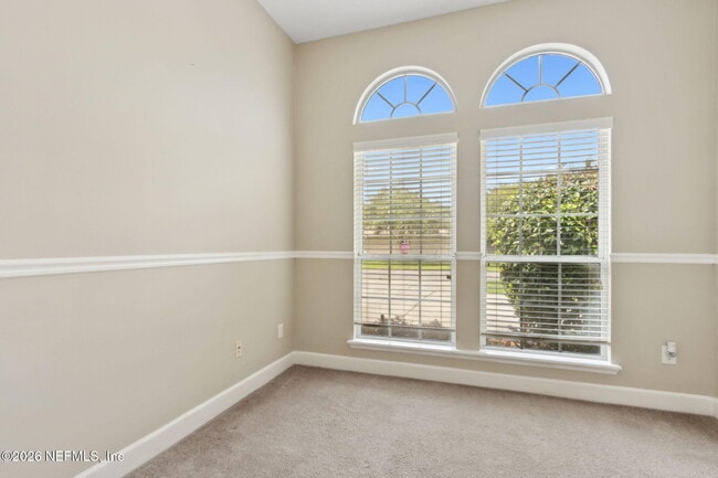 Building Photo - 14617 E Zachary Dr