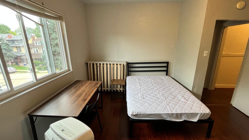 Building Photo - 5847 Nicholson St