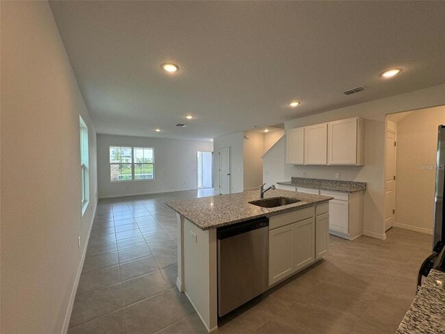 Building Photo - 14996 Windflower Aly