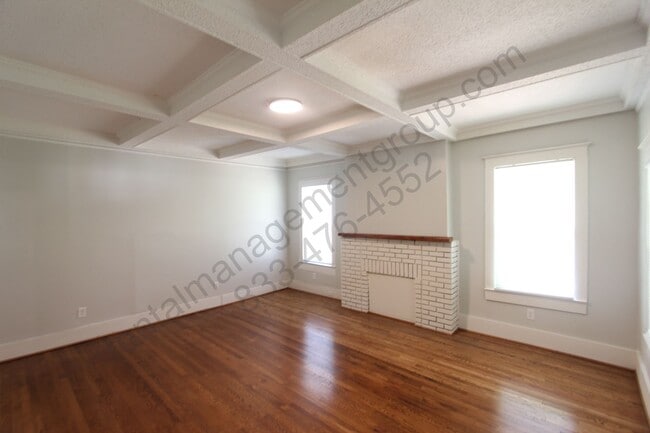 Building Photo - Great Home - 3BR 2BA - New on The Market -...