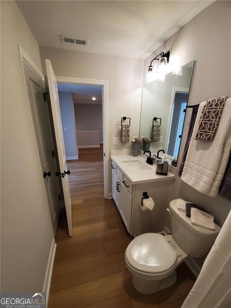 Building Photo - 1704 Pardee Dr