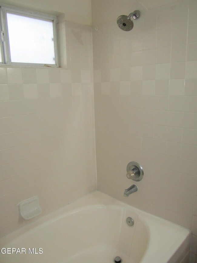 Building Photo - 6572 Dakota Ridge Dr