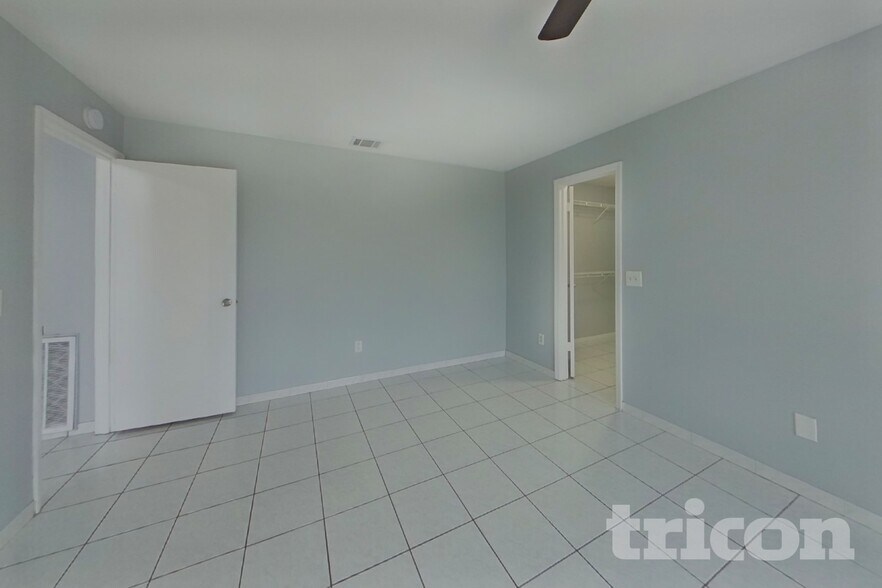Building Photo - 234 Satinwood Cir