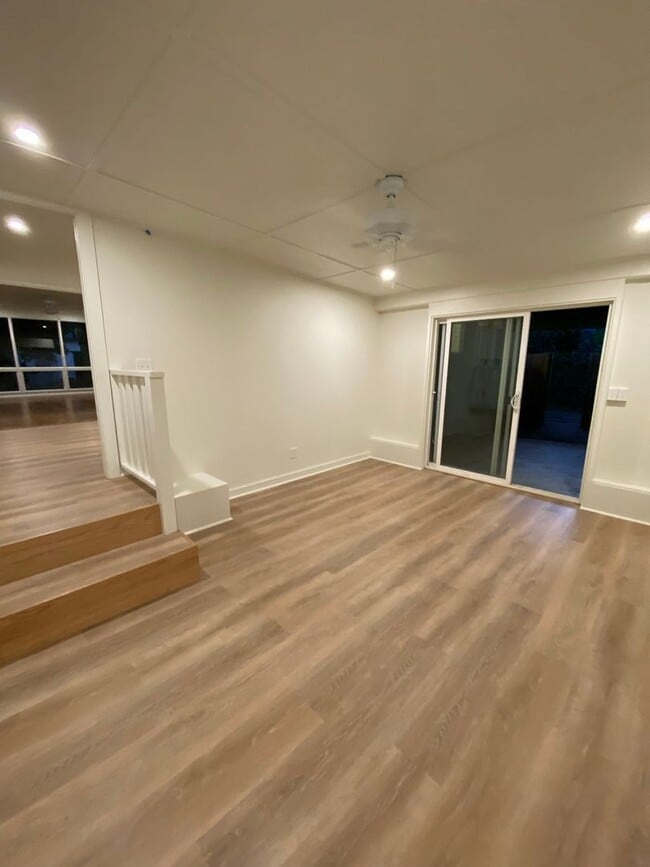 Building Photo - 3 Bedroom 2 Bath home in Hanalei w/Media Room