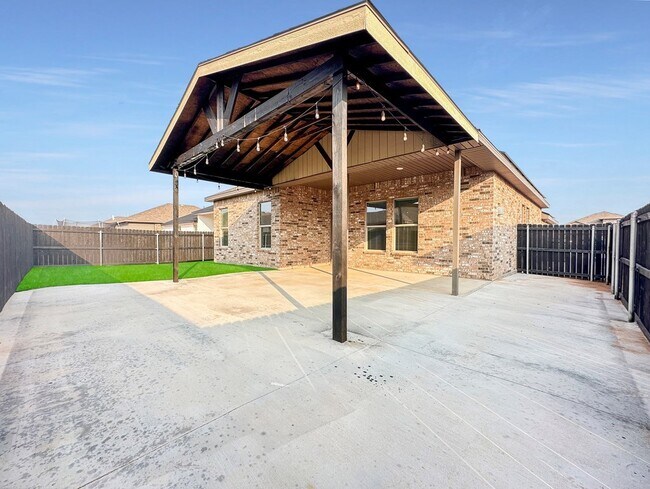 Building Photo - 1337 Masquerade Blvd