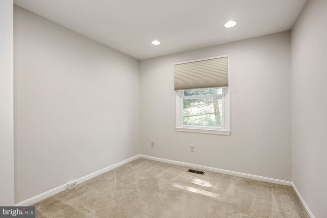 Building Photo - 8231 Goldstream Ct