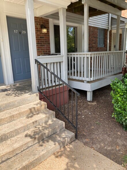 Building Photo - 1729 Redbird Cove