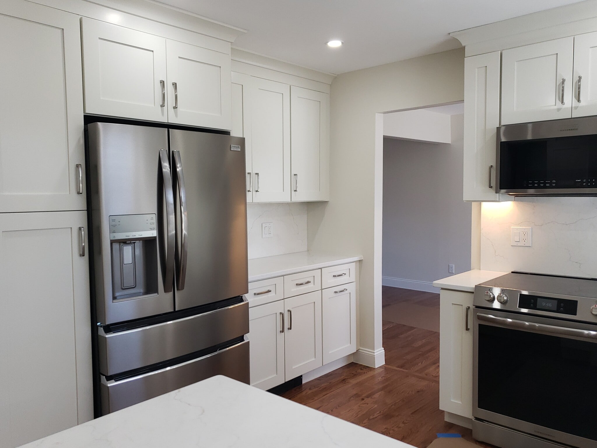 Building Photo - 34 Old East Neck Rd