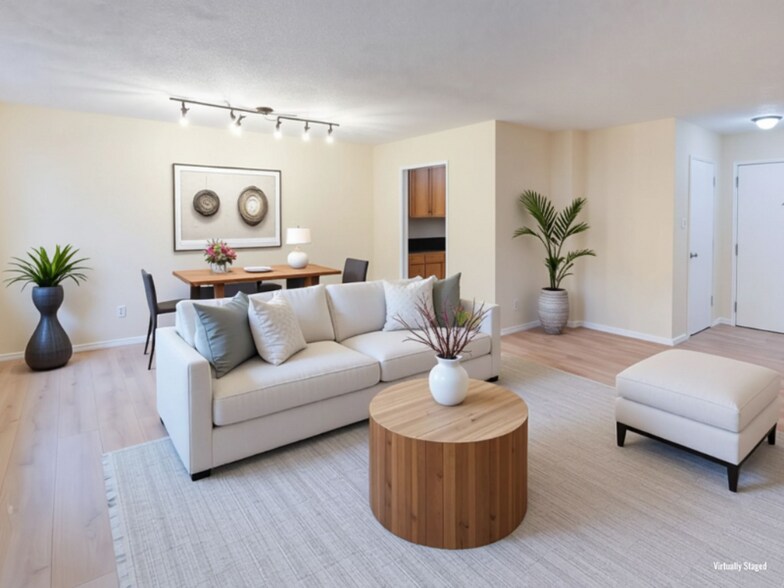 Building Photo - 1730 Arlington Blvd