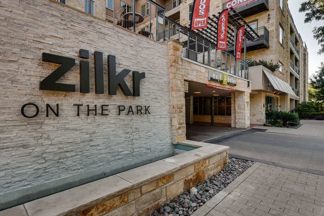 Building Photo - 1900 Barton Springs, Unit #2042