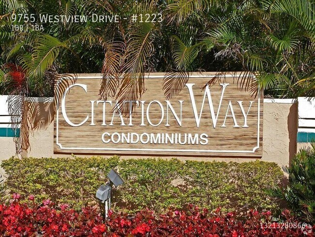 Building Photo - 9755 Westview Dr