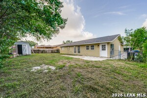 Building Photo - 5611 Green Manor Dr