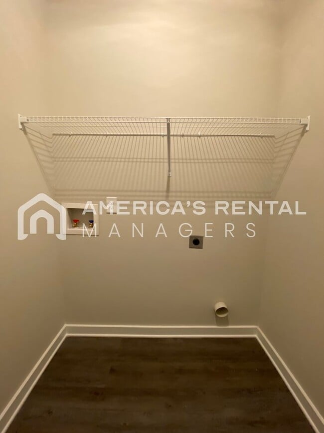 Building Photo - Home for Rent in Jemison, AL... View with 48 Hours Notice!