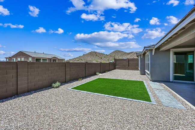 Building Photo - 13803 W Calle De Baca