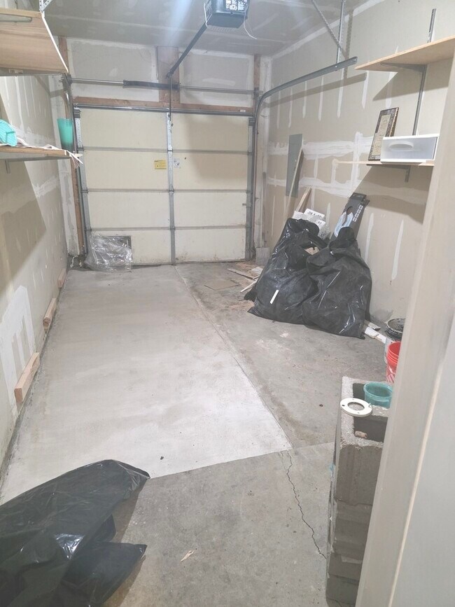 Building Photo - 736 S Kedzie Ave