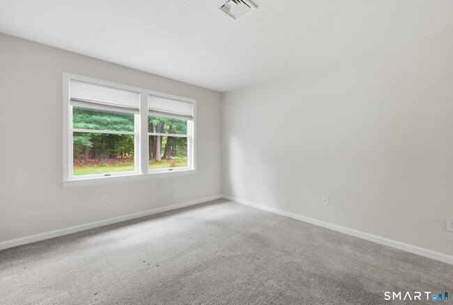 Building Photo - 1 Concorde Way