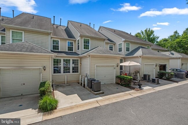 Building Photo - 5906 Perfect Calm Ct