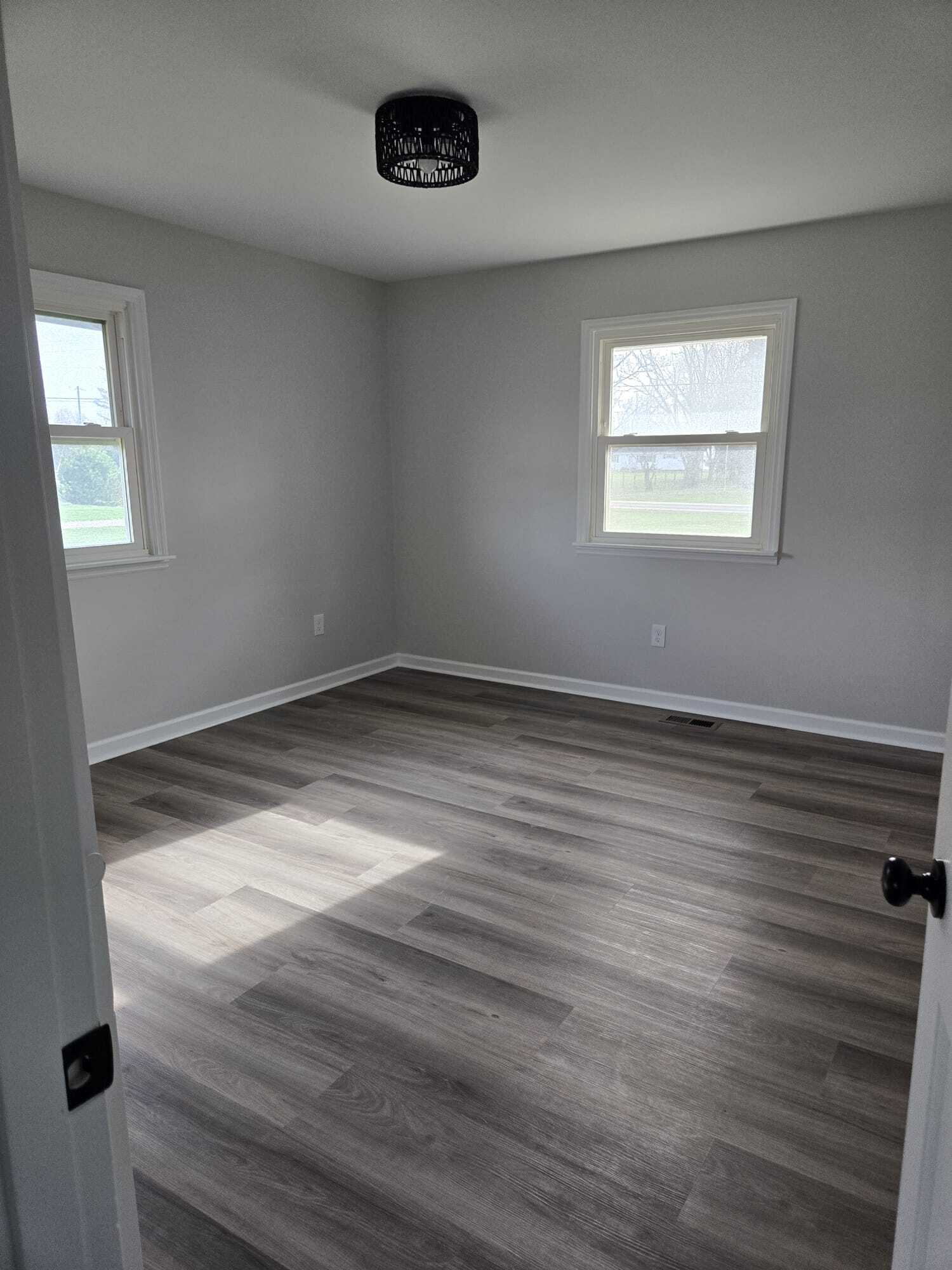 Building Photo - 10000 OH-736