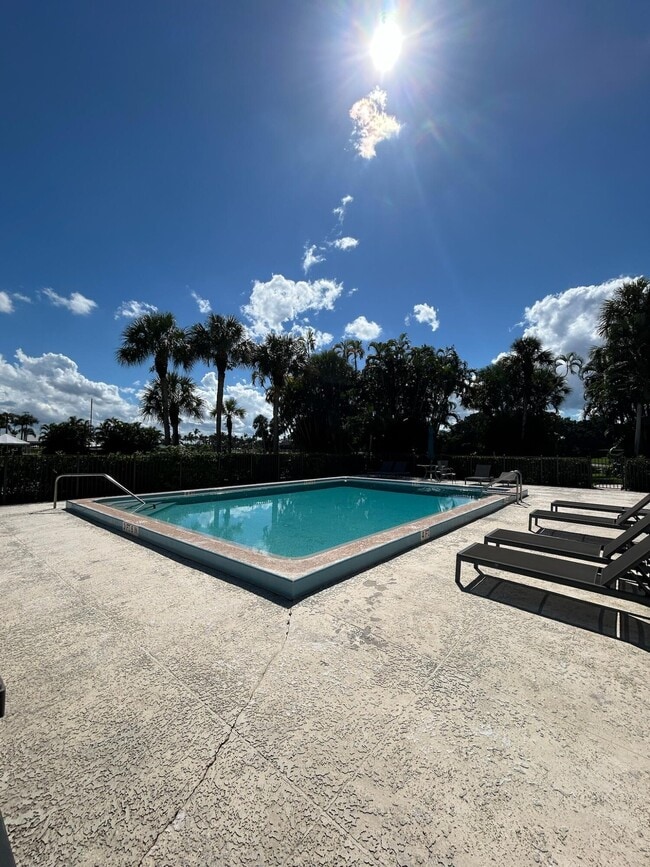 Building Photo - 13334 Polo Club Rd