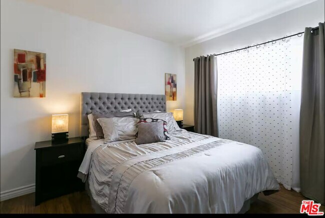 Building Photo - 5428 Colfax Ave