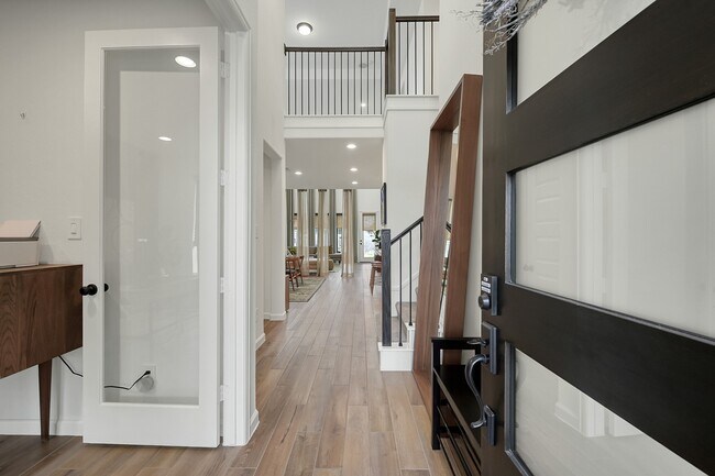 Building Photo - 647 Sand Branch Dr